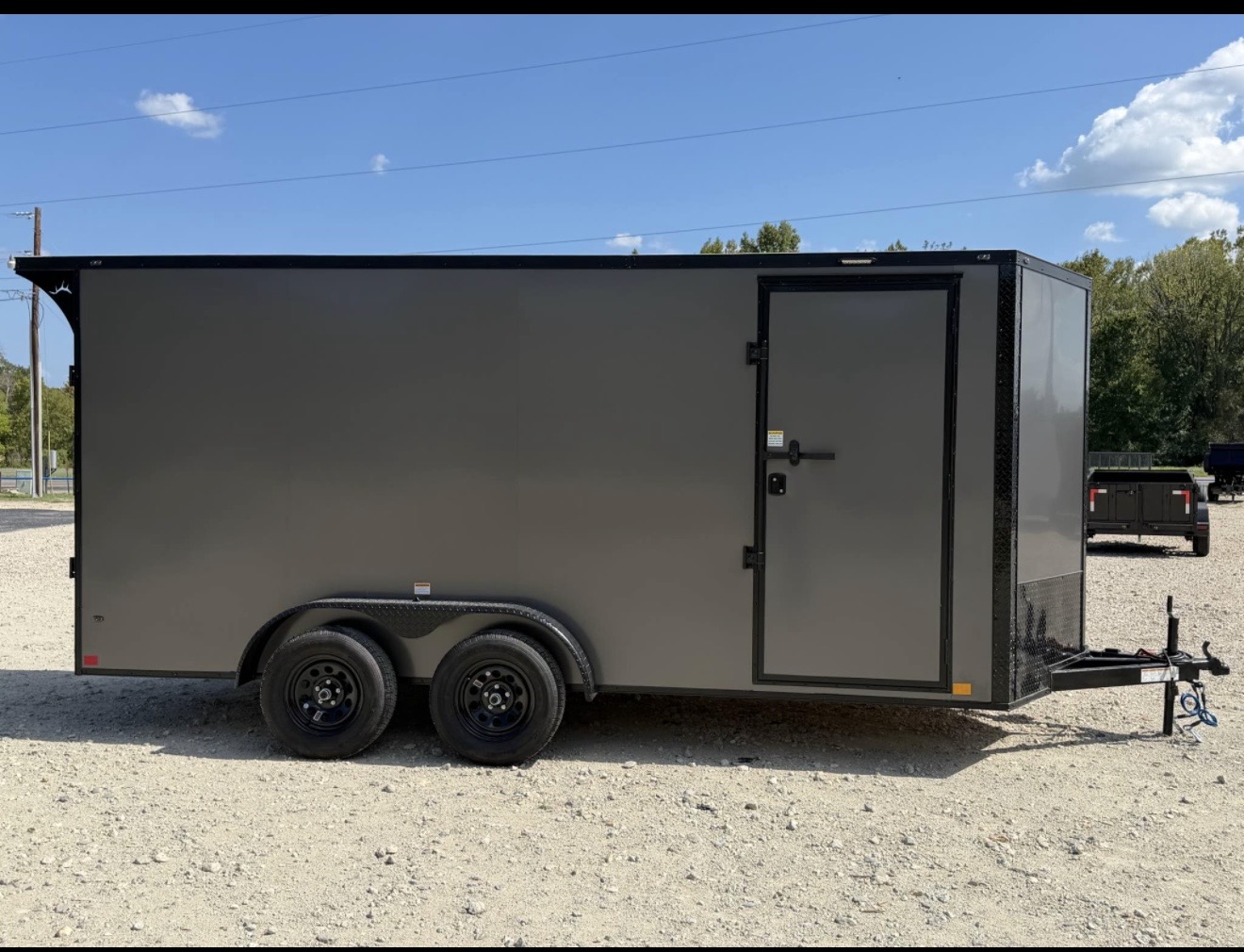 7x16 screwless enclosed cargo trailer for rent in Mansfield TX — Frontier Trailer Rentals