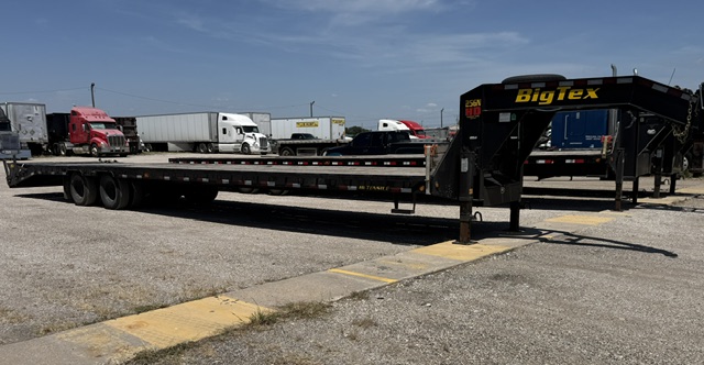 40' Gooseneck Trailer — 2023 BigTex 25GN for rent in Mansfield TX — Frontier Trailer Rentals